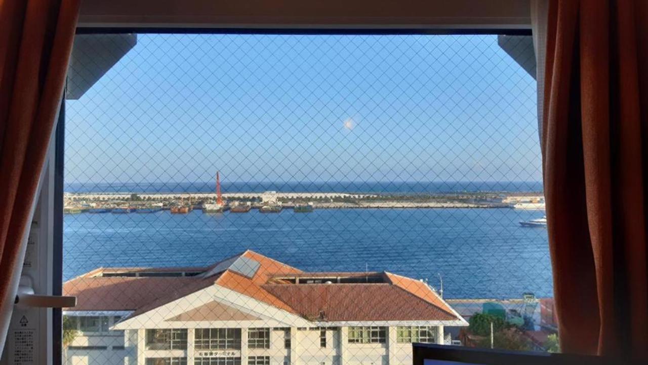 Toyoko Inn Okinawa Ishigaki-Jima Ishigaki  Экстерьер фото