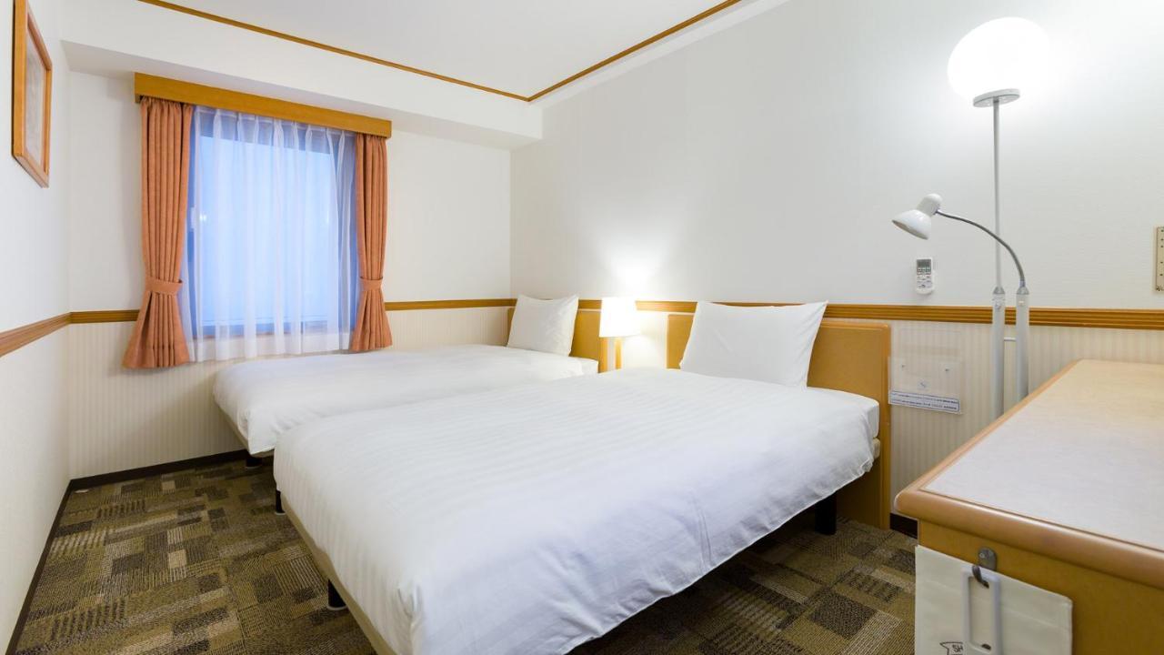 Toyoko Inn Okinawa Ishigaki-Jima Ishigaki  Экстерьер фото