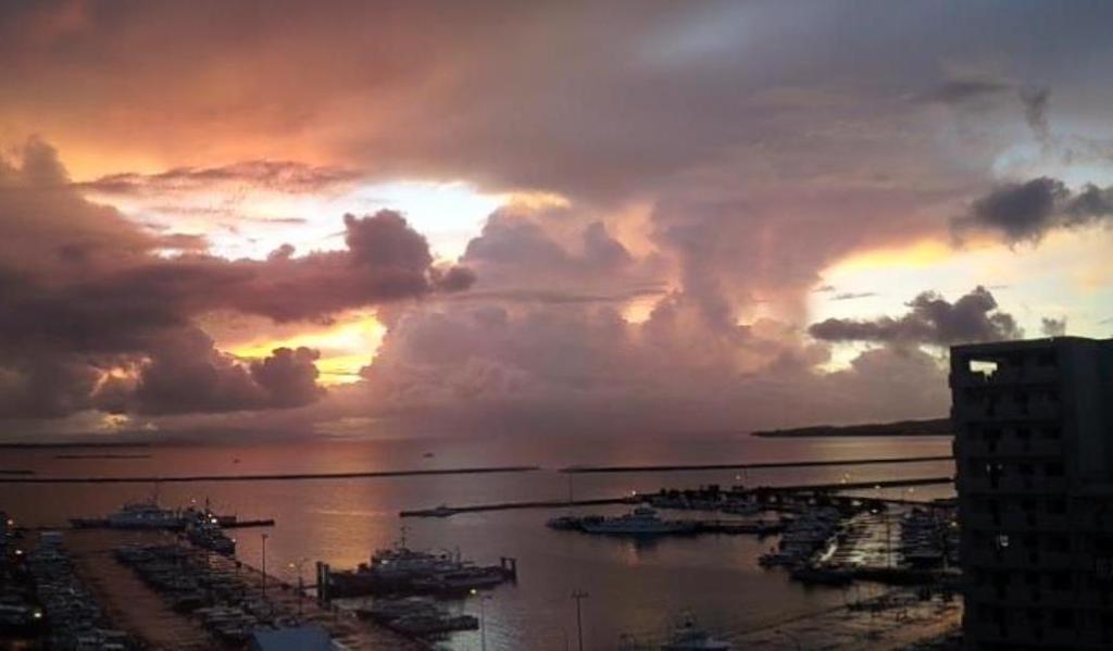 Toyoko Inn Okinawa Ishigaki-Jima Ishigaki  Экстерьер фото